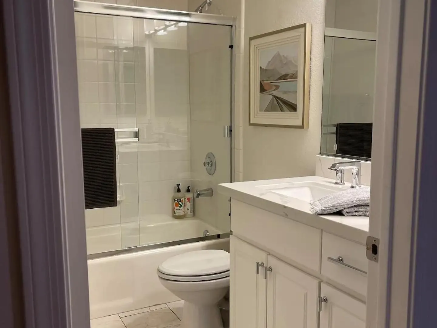 Home Away From Home In The Heart Of Phoenix - Extended Stay Relocation Insurance 0*,